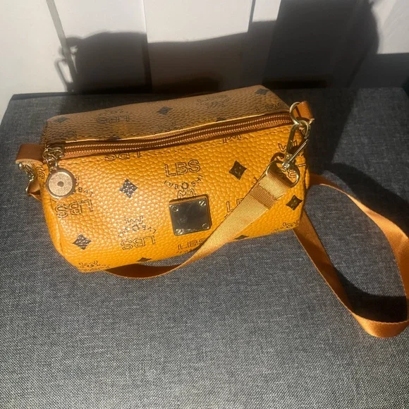 Women's Orange leather mini duffle Crossbody Bag - Picture 3 of 3
